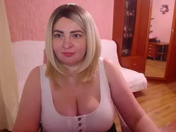 -MeowMeow-  live sex cam