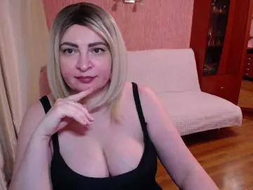 -MeowMeow-  live sex cam