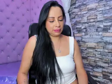 Ashleymontenegro  live sex cam