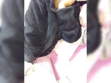 BabyGirl26  live sex cam