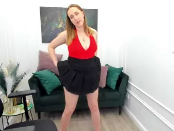 CaseyTerini  live sex cam