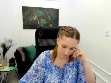 CaseyTerini  live sex cam