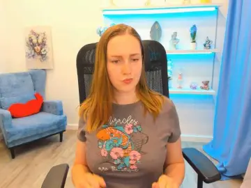 CaseyTerini  live sex cam