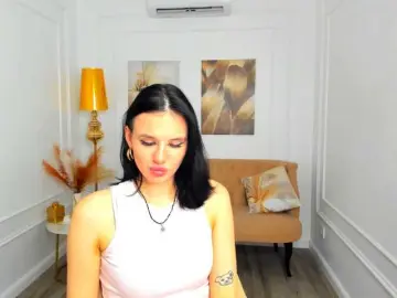 CaseyTerini  live sex cam