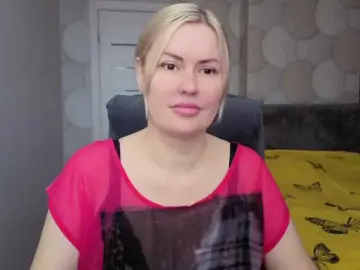 CorrinnaWild  live sex cam