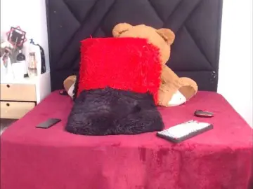 DannaSquirtx  live sex cam