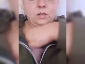 Gallina1999  live sex cam