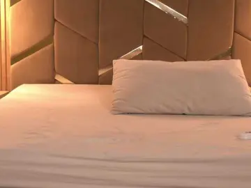 Girl-Pleasure  live sex cam