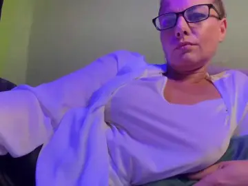 Overshine  live sex cam