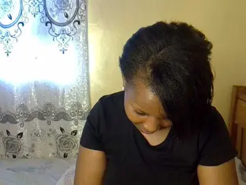 Sexxyqueenss  live sex cam