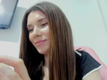 ZoiKissy  live sex cam