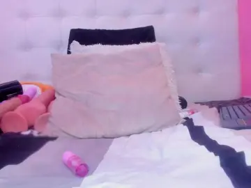 Willow-Wright  live sex cam
