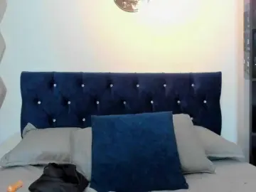 Yuliana-Demon  live sex cam
