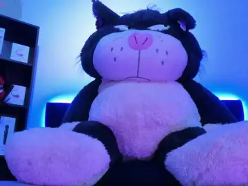 Yuliana-Demon  live sex cam
