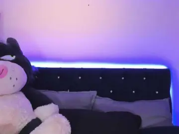 Yuliana-Demon  live sex cam