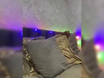 Athena333  live sex cam