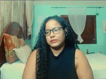 Sarahlove16  live sex cam