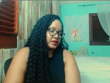 Sarahlove16  live sex cam