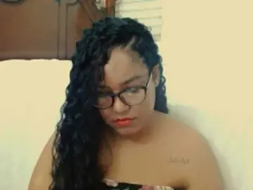 Sarahlove16  live sex cam