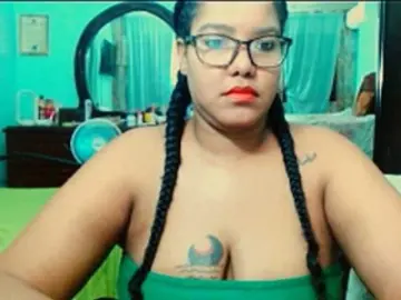 Sarahlove16  live sex cam