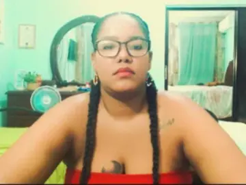 Sarahlove16  live sex cam