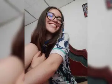 Silentgirl  live sex cam