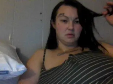 Toxicnikki  live sex cam