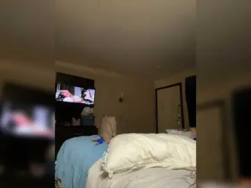 Toxicnikki  live sex cam