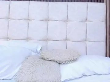 ArianaGreenblath  live sex cam