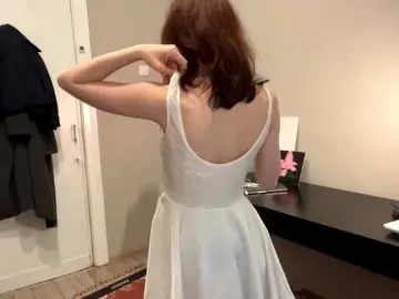 DaniTamura  live sex cam