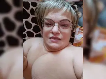 LLIyJluk  live sex cam