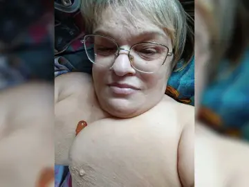LLIyJluk  live sex cam