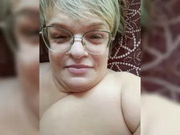 LLIyJluk  live sex cam