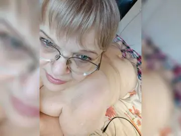 LLIyJluk  live sex cam