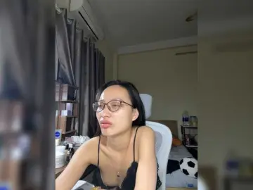 LindaBaby999  live sex cam