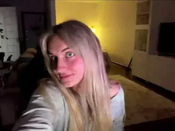 MissyKissy  live sex cam