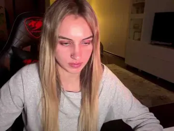 MissyKissy  live sex cam