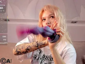 Molly-Platt  live sex cam