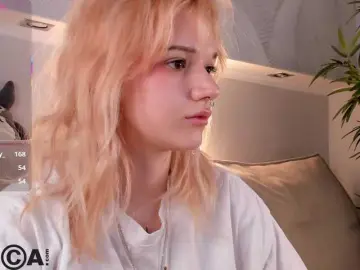 Molly-Platt  live sex cam