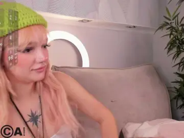 Molly-Platt  live sex cam