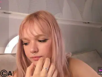Molly-Platt  live sex cam
