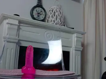 NicoleIris  live sex cam