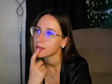 NicoleIris  live sex cam