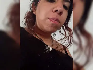 PuppyLaika23  live sex cam