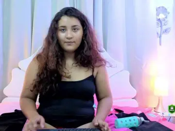 SophiaPearl  live sex cam