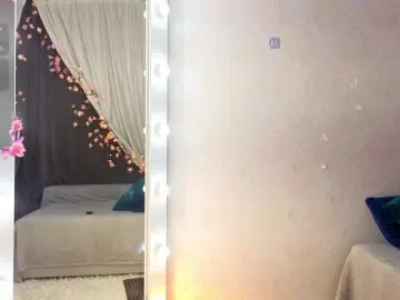 SugarNyaa  live sex cam