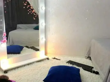 SugarNyaa  live sex cam