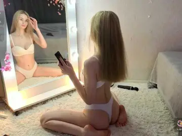 SugarNyaa  live sex cam