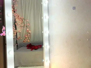 SugarNyaa  live sex cam