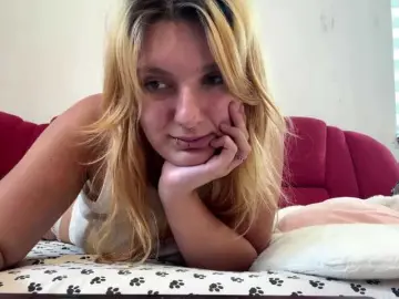 Casseyronely  live sex cam